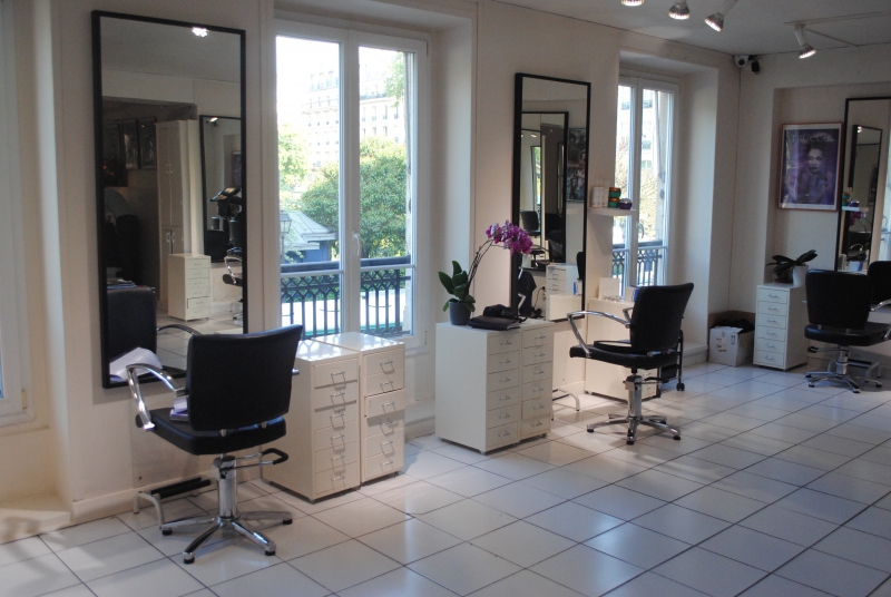 coiffure-LE CANNET DES MAURES-min_floor-home-office-property-living-room-room-781228-pxhere.com